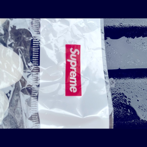 Brand New in package Supreme Work gloves - Picture 3 of 4